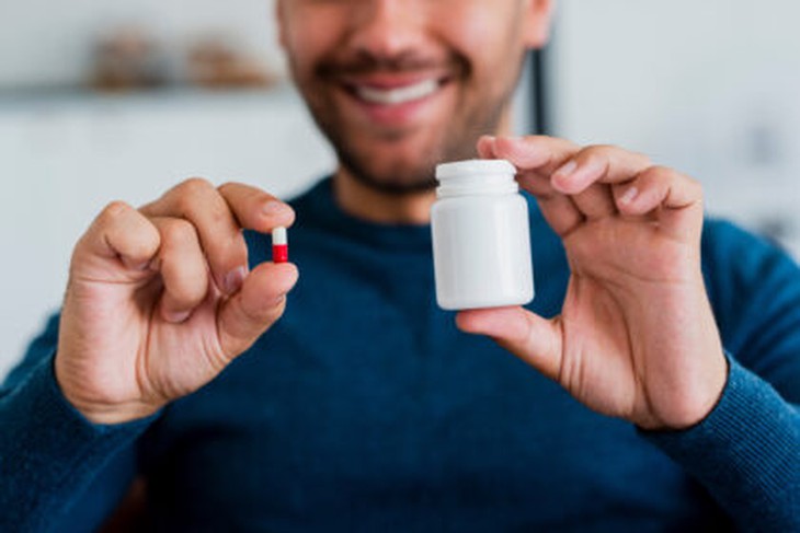 Hệ lụy khi nam giới tự ý bổ sung testosterone- Ảnh 1.