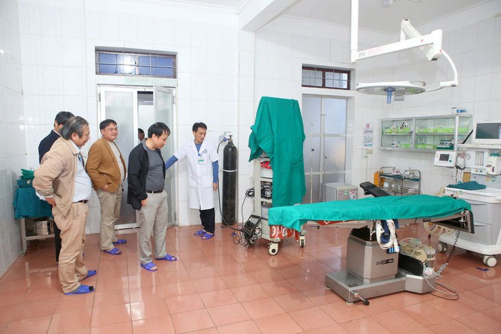 Liên tiếp các hoạt động chuyển giao kỹ thuật mới và hỗ trợ đào tạo nhân lực ngành y cho Hà Tĩnh- Ảnh 3.