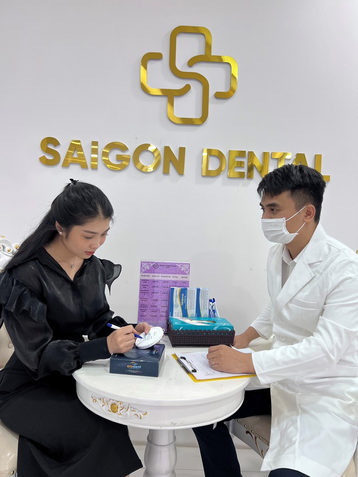 Cơ sở nha khoa bọc răng sứ uy tín - kiến tạo nụ cười rạng rỡ- Ảnh 1.