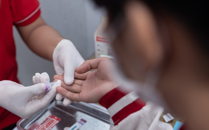 Kinh nghiệm quốc tế trong thực hiện hợp đồng xã hội phòng, chống HIV/AIDS và áp dụng tại Việt Nam