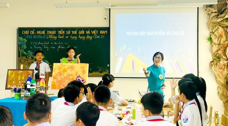 Hà Nội có "chốt" bỏ thi thăng hạng chức danh nghề nghiệp cho giáo viên? - Ảnh 1.