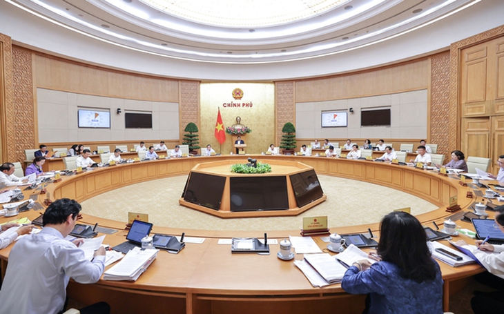 Bộ trưởng Bộ KH&ĐT: Khó khăn về mua sắm thuốc đã được tháo gỡ và đạt được kết quả bước đầu- Ảnh 2.