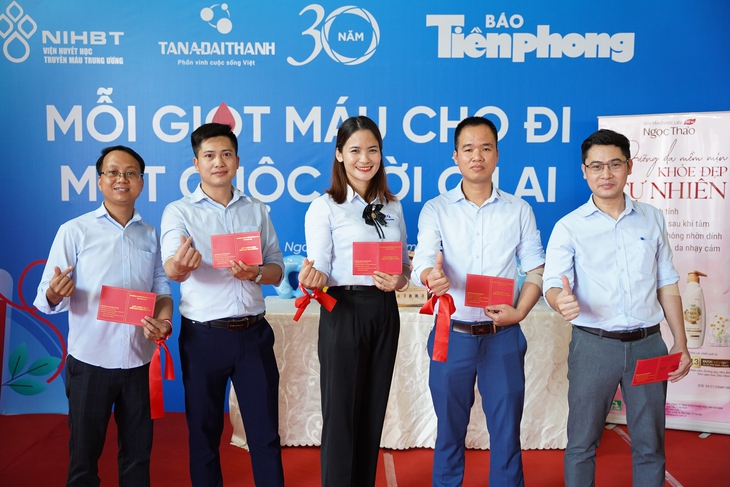 Tân Á Đại Thành tiên phong mở màn chiến dịch "Chủ nhật đỏ" lần thứ 16 - năm 2024 - Ảnh 3.