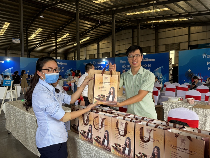 Tân Á Đại Thành tiên phong mở màn chiến dịch "Chủ nhật đỏ" lần thứ 16 - năm 2024 - Ảnh 8.