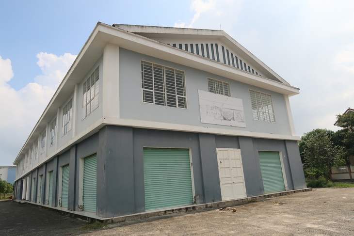 Chợ tiền tỷ bỏ hoang ở TP Vinh - Ảnh 5.