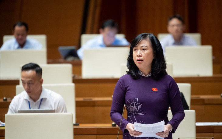 Bộ trưởng Đào Hồng Lan thông tin về "cơ chế thanh toán khi người có thẻ BHYT tự mua thuốc"