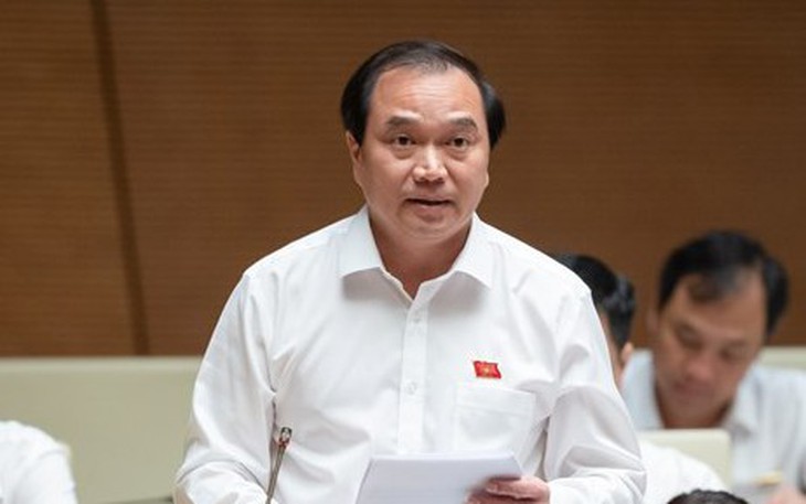 ĐBQH Nguyễn Công Hoàng chia sẻ giải pháp căn cơ để luôn đảm bảo đủ thuốc, trang thiết bị y tế