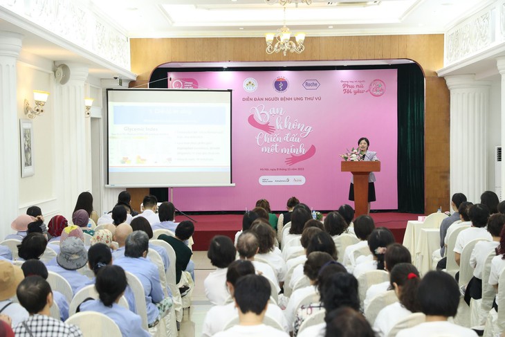 Diễn đàn người bệnh ung thư vú "Bạn không chiến đấu một mình" năm 2023 - Ảnh 2.