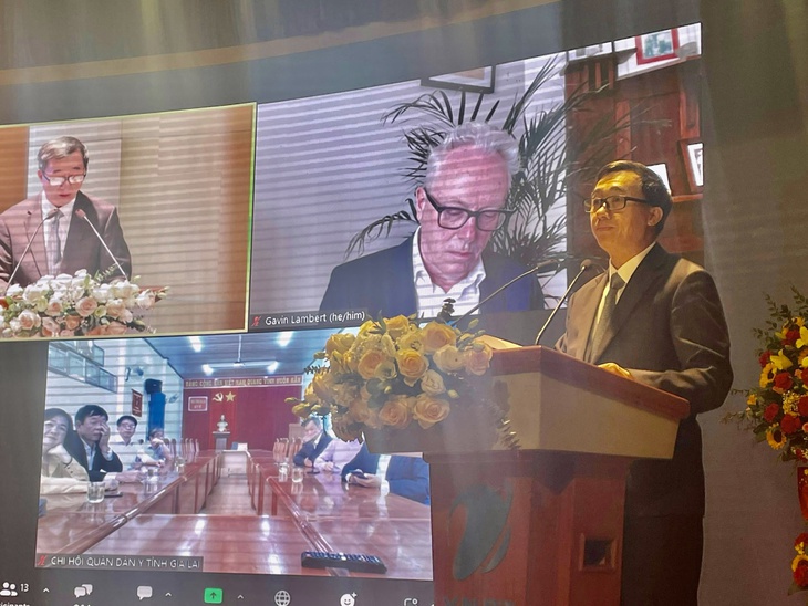 Bộ Y tế đặt chuyển đổi số là trọng tâm công tác, tạo thuận lợi cho người dân tiếp cận dịch vụ- Ảnh 1. Bộ Y tế đặt chuyển đổi số là trọng tâm công tác, tạo thuận lợi cho người dân tiếp cận dịch vụ- Ảnh 1.