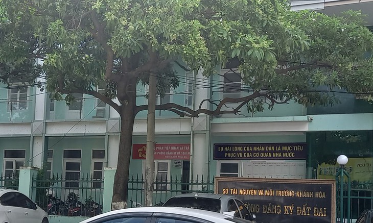 Vì sao hàng ngàn sổ đỏ làm xong đã lâu mà chưa có người đến nhận? - Ảnh 3.