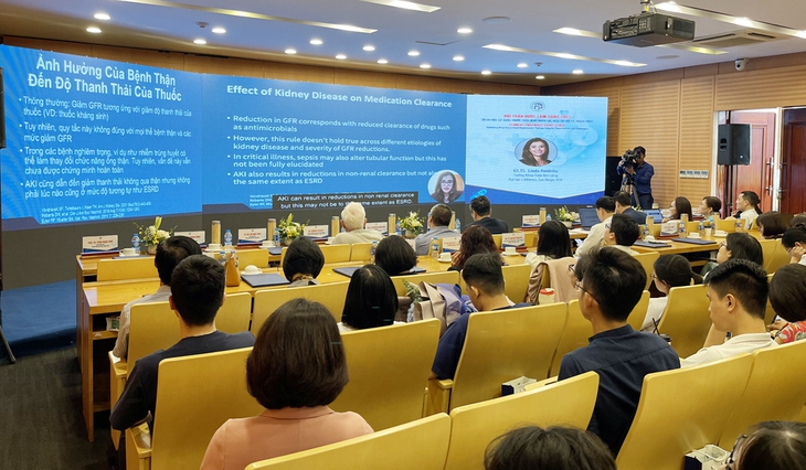 Nhiều khó khăn trong điều trị và hiệu chỉnh liều thuốc cho bệnh nhân lọc máu - Ảnh 1. Nhiều khó khăn trong điều trị và hiệu chỉnh liều thuốc cho bệnh nhân lọc máu - Ảnh 1.