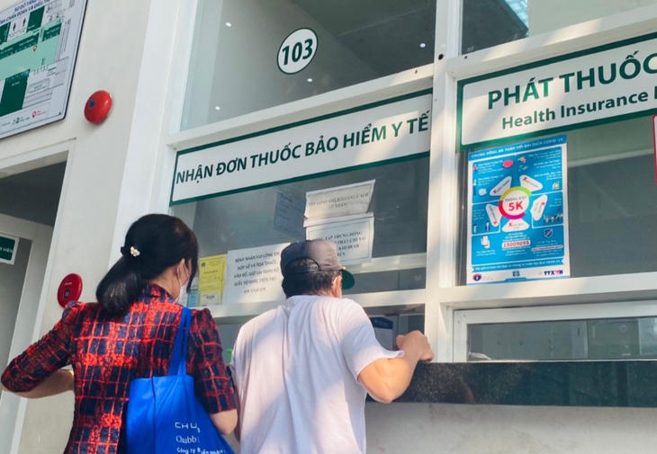 Bộ trưởng Bộ Y tế nói gì về kiến nghị tăng chất lượng khám chữa bệnh, cấp thuốc BHYT tuyến tỉnh, huyện?- Ảnh 1. Bộ trưởng Bộ Y tế nói gì về kiến nghị tăng chất lượng khám chữa bệnh, cấp thuốc BHYT tuyến tỉnh, huyện?- Ảnh 1.