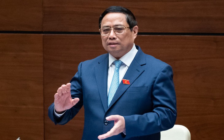 Thủ tướng: "Tình trạng thiếu thuốc, vật tư y tế từng bước được xử lý hiệu quả"