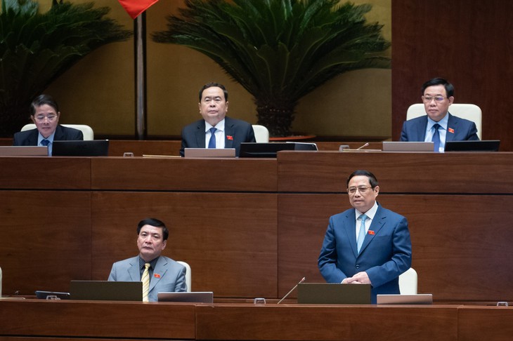 'Tiền lương là 'công cụ' tái tạo sức lao động, là động lực cho cán bộ, công chức, người lao động' - Ảnh 2. 'Tiền lương là 'công cụ' tái tạo sức lao động, là động lực cho cán bộ, công chức, người lao động' - Ảnh 2.