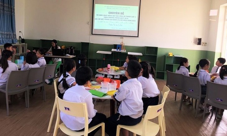 Bỏ xếp hạng theo điểm số có giúp học sinh đỡ áp lực? - Ảnh 1.