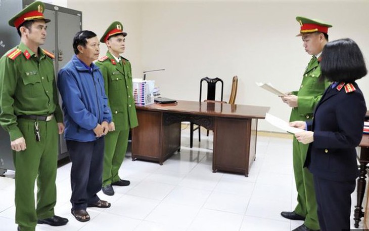 Bắt cựu cán bộ xã vì cấp đất cho người... ngoài xã- Ảnh 1. Bắt cựu cán bộ xã vì cấp đất cho người... ngoài xã- Ảnh 1.
