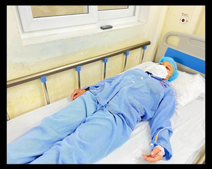 Người phụ nữ co giật, giảm trí nhớ, gia đình mời thầy cúng đến trừ tà vì nghĩ 'ma bắt'
- Ảnh 1. Người phụ nữ co giật, giảm trí nhớ, gia đình mời thầy cúng đến trừ tà vì nghĩ 'ma bắt'
- Ảnh 1.