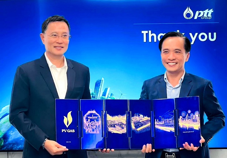 PV GAS làm việc với PTT Thái Lan về kế hoạch hợp tác trong lĩnh vực công nghiệp khí- Ảnh 2. PV GAS làm việc với PTT Thái Lan về kế hoạch hợp tác trong lĩnh vực công nghiệp khí- Ảnh 2.