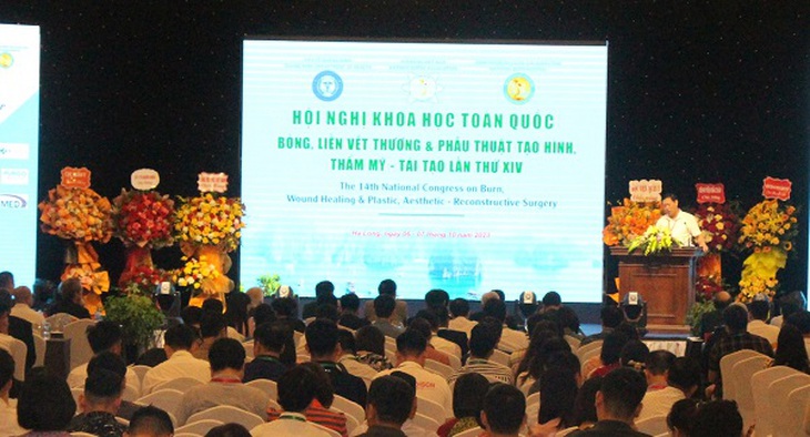 Kỳ tích trong chữa trị bỏng, phẫu thuật tạo hình góp phần vào sự phát triển của y học Việt Nam- Ảnh 2. Kỳ tích trong chữa trị bỏng, phẫu thuật tạo hình góp phần vào sự phát triển của y học Việt Nam- Ảnh 2.