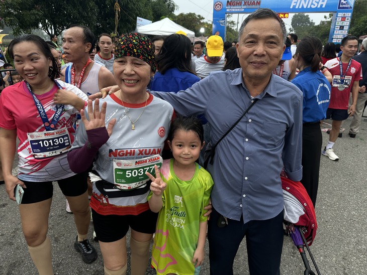 Những hình ảnh ấn tượng tại Giải chạy Nghi Xuân Half Marathon 2023- Ảnh 10.