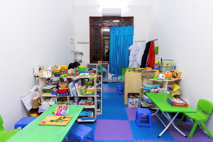 Một số điều cần biết về bệnh rối loạn tự kỉ ở trẻ em- Ảnh 3. Một số điều cần biết về bệnh rối loạn tự kỉ ở trẻ em- Ảnh 3.