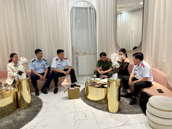Nhiều cơ sở y dược tư nhân, spa ở Lâm Đồng bị phạt và đình chỉ hoạt động- Ảnh 2. Nhiều cơ sở y dược tư nhân, spa ở Lâm Đồng bị phạt và đình chỉ hoạt động- Ảnh 2.