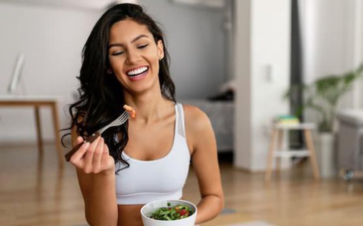 4 mẹo ăn kiêng giúp giảm cân và "đánh tan" mỡ bụng cứng đầu