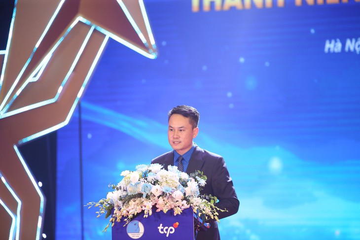 Nữ bác sĩ quân y được tôn vinh 'Thanh niên sống đẹp'- Ảnh 2. Nữ bác sĩ quân y được tôn vinh 'Thanh niên sống đẹp'- Ảnh 2.