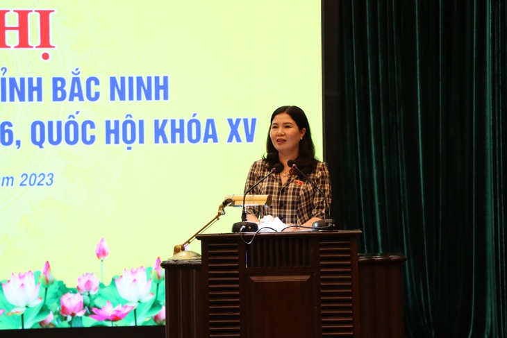 Bộ trưởng Bộ Y tế Đào Hồng Lan tiếp xúc cử tri tại thị xã Quế Võ, tỉnh Bắc Ninh- Ảnh 1. Bộ trưởng Bộ Y tế Đào Hồng Lan tiếp xúc cử tri tại thị xã Quế Võ, tỉnh Bắc Ninh- Ảnh 1.