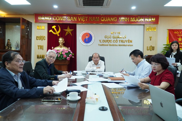 Hơn 40 doanh nghiệp, HTX, hộ cá thể được lựa chọn để vinh danh vì sự phát triển dược liệu Việt- Ảnh 1.