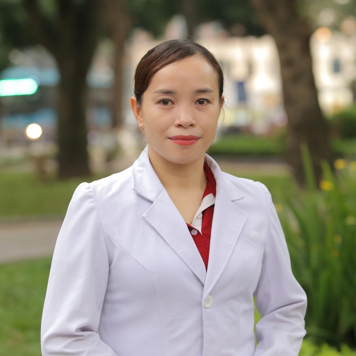 Nữ bác sĩ trẻ chống dịch ở biên giới, một lòng 'bám dân, bám bản'- Ảnh 4.