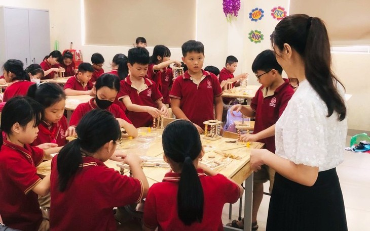 Xét thăng hạng giáo viên năm 2023: ‘Mong thấu hiểu được nỗi lòng của giáo viên’