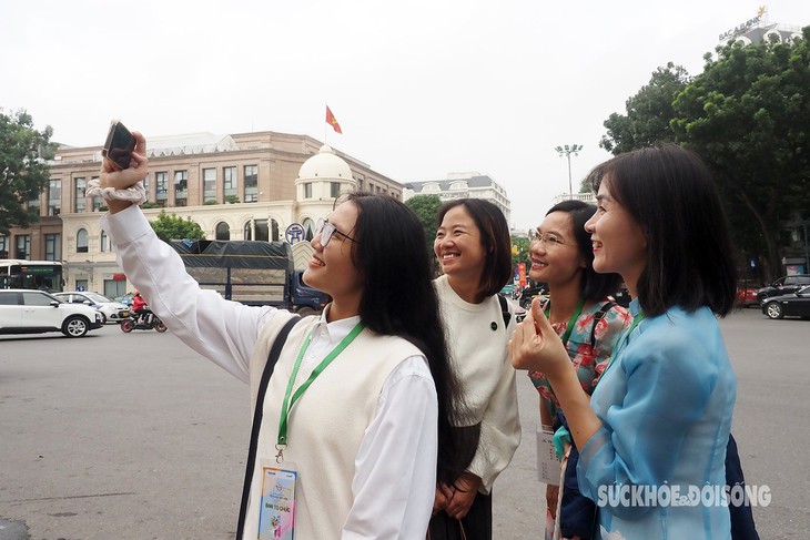 Sôi động trước giờ diễn ra Lễ trao giải cuộc thi TÔI KHỎE ĐẸP HƠN lần 2- Ảnh 5. Sôi động trước giờ diễn ra Lễ trao giải cuộc thi TÔI KHỎE ĐẸP HƠN lần 2- Ảnh 5.