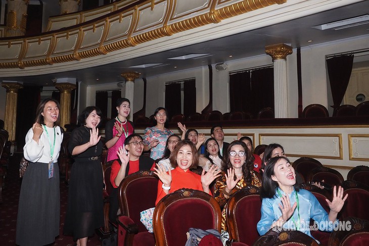 Sôi động trước giờ diễn ra Lễ trao giải cuộc thi TÔI KHỎE ĐẸP HƠN lần 2- Ảnh 7. Sôi động trước giờ diễn ra Lễ trao giải cuộc thi TÔI KHỎE ĐẸP HƠN lần 2- Ảnh 7.