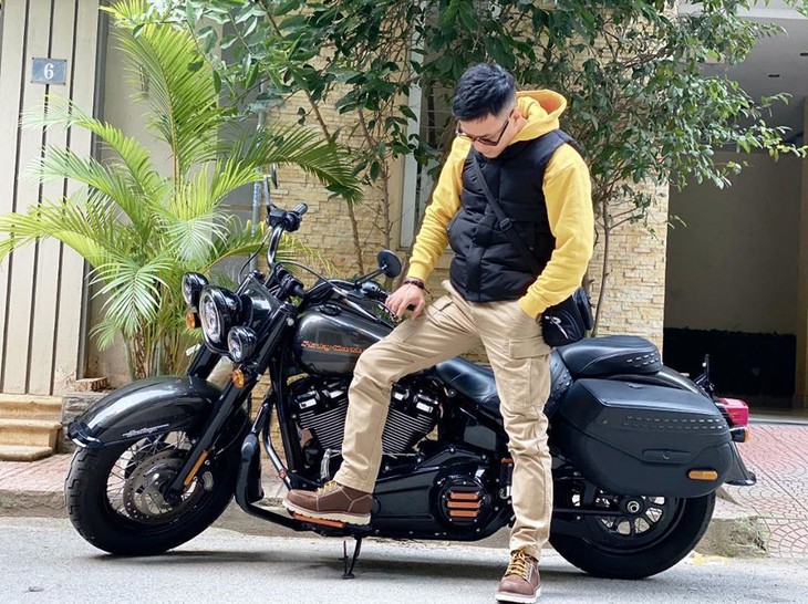 Hồng Đăng nói về việc chuyển nghề bán xe - Ảnh 1. Hồng Đăng nói về việc chuyển nghề bán xe - Ảnh 1.