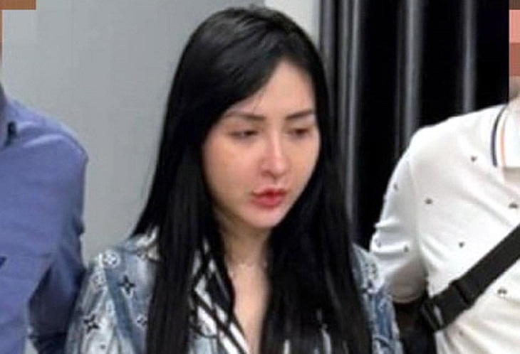 Bắt nữ quái ‘chơi đêm ngủ ngày’ trốn truy nã từ Bắc vào Nam- Ảnh 1. Bắt nữ quái ‘chơi đêm ngủ ngày’ trốn truy nã từ Bắc vào Nam- Ảnh 1.
