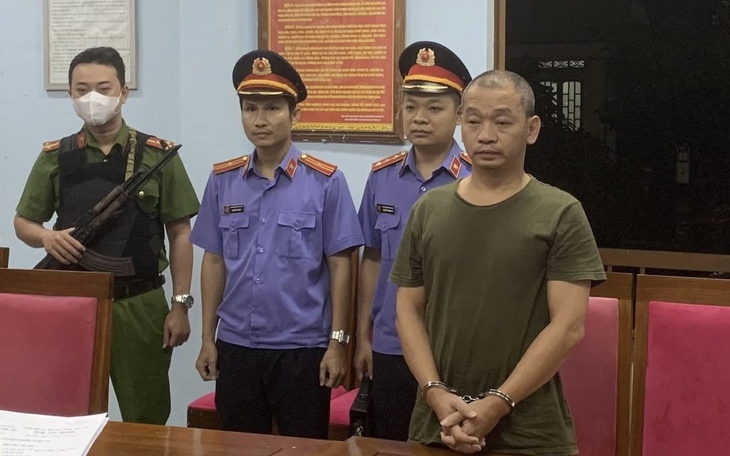 Bắt đối tượng mang tiền án giết người cho vay lãi nặng