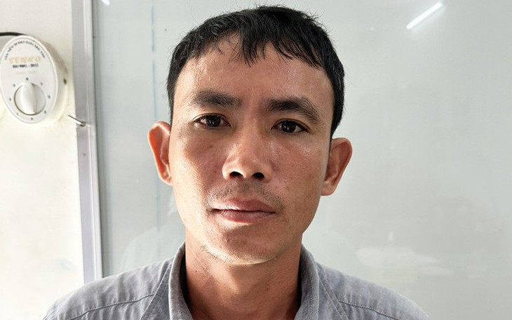 Khởi tố kẻ hất nồi lẩu đang sôi vào người phụ nữ tại quán nhậu