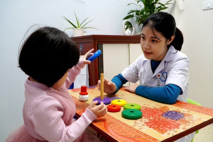 Nỗi lòng những người dạy trẻ tự kỷ- Ảnh 3.