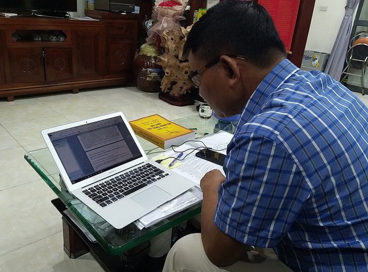 Hoãn xử phúc thẩm vụ cựu binh kêu oan vì bị phạt 200 triệu đồng tội cho vay lãi nặng- Ảnh 2. Hoãn xử phúc thẩm vụ cựu binh kêu oan vì bị phạt 200 triệu đồng tội cho vay lãi nặng- Ảnh 2.