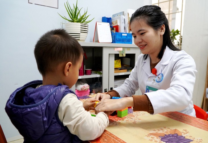 Nỗi lòng những người dạy trẻ tự kỷ- Ảnh 2.