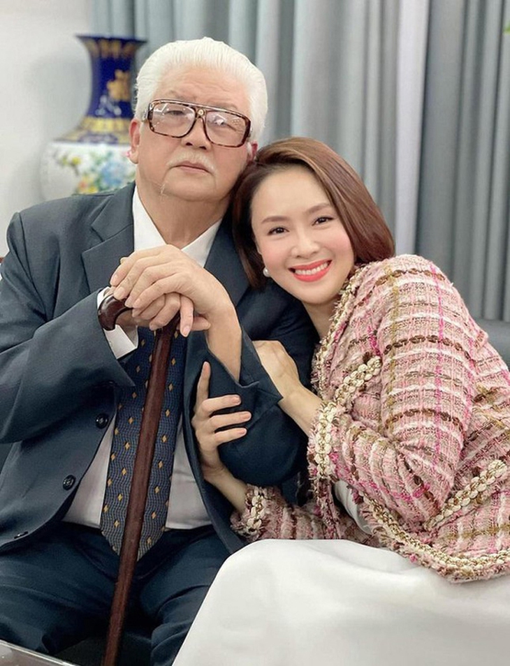 NSƯT Đức Trung tuổi U90: Được tặng danh hiệu NSND, có con trai 'thừa kế' nghề- Ảnh 4. NSƯT Đức Trung tuổi U90: Được tặng danh hiệu NSND, có con trai 'thừa kế' nghề- Ảnh 4.