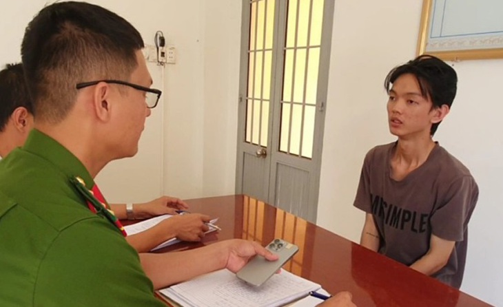 Đột nhập nhà người yêu cũ trộm kim cương- Ảnh 1.