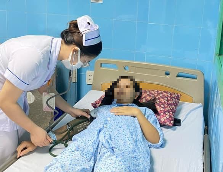 Suýt mất mạng do vỡ tử cung khi mang thai mà không biết- Ảnh 1.