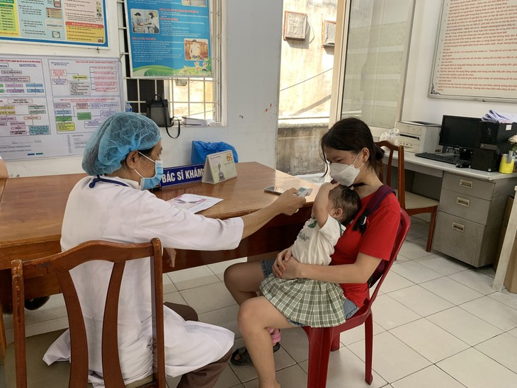 Đối tượng nào ở TPHCM được ưu tiên tiêm vaccine 5 trong 1 sắp được phân bổ?- Ảnh 1.