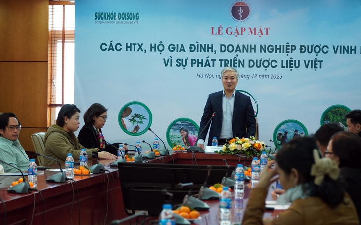Gặp mặt các doanh nghiệp, HTX, hộ cá thể được vinh danh vì sự phát triển dược liệu Việt