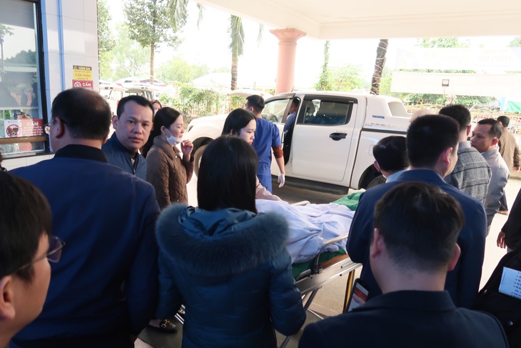 Yêu cầu các trường rà soát toàn bộ cơ sở vật chất sau vụ sập trần phòng học- Ảnh 3.