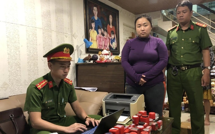 Hai "nữ tướng" điều hành hơn 50" doanh nghiệp ma" bán hóa đơn khống hơn 2.000 tỷ đồng