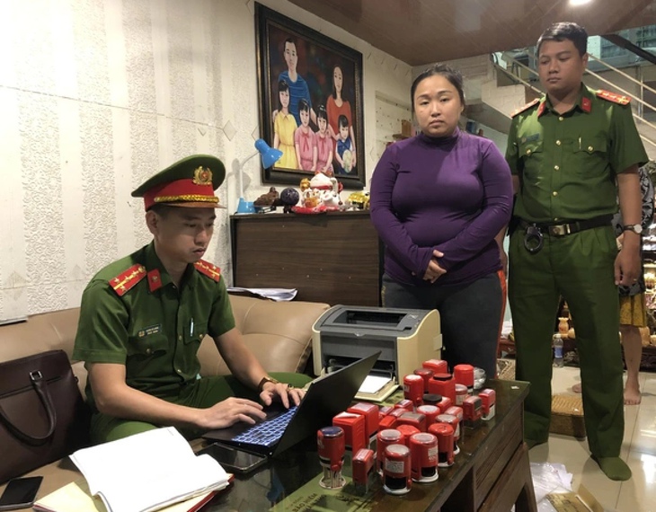 Hai 'nữ tướng' điều hành hơn 50' doanh nghiệp ma' bán hoá đơn khống hơn 2.000 tỷ đồng- Ảnh 1.