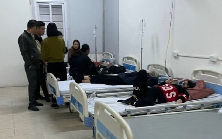Nhiều học sinh tiểu học ở Thanh Hóa nhập viện sau bữa ăn trưa